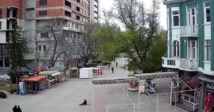 Уеб камера показва центъра на Асеновград в реално време