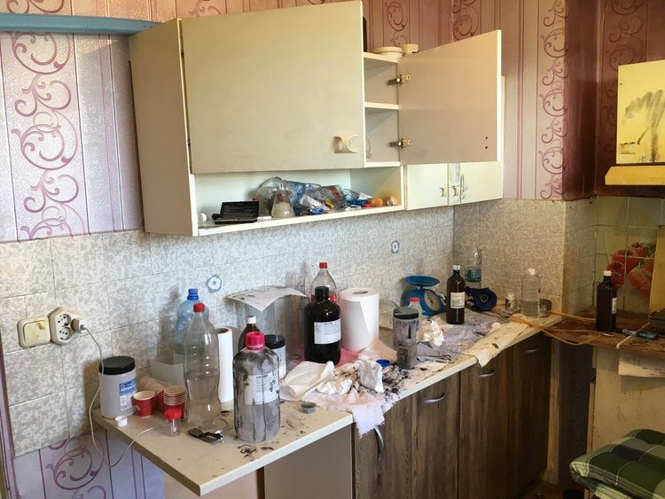 Искат постоянен арест за руснака с нарколабораторията, бил многократно осъждан