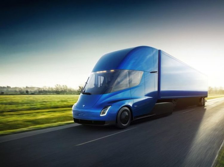 Tesla представи своя изцяло електрически камион