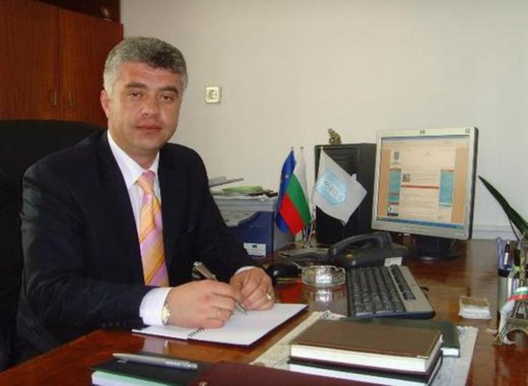 Сунай Хасан: Спъват ни ограниченията в европейските програми
