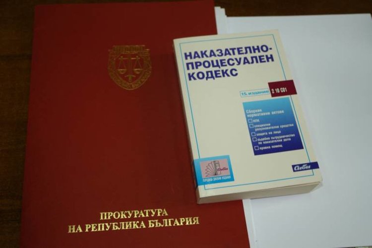 Пребиха млада жена при опит за изнасилване в Слънчев бряг