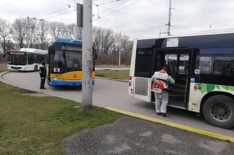 Започват цялостна дезинфекция на автобусите в Смолян и областта, пръскат сутрин и вечер