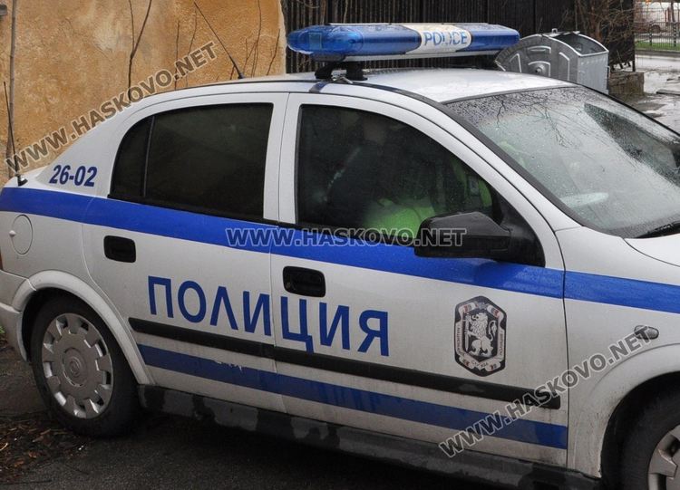 Задигнаха 7700 лева от хранителен магазин