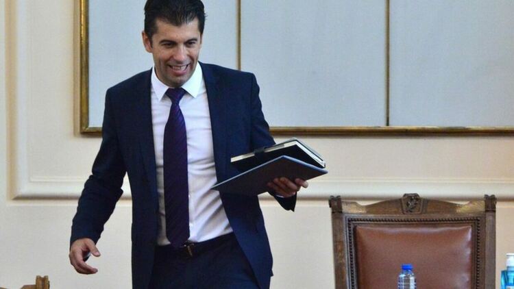 Партии употребиха изслушването за ББР за разчистване на сметки