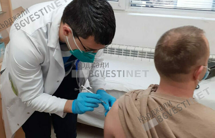 Антирекорд:Само 15 ваксинирани вчера в областта