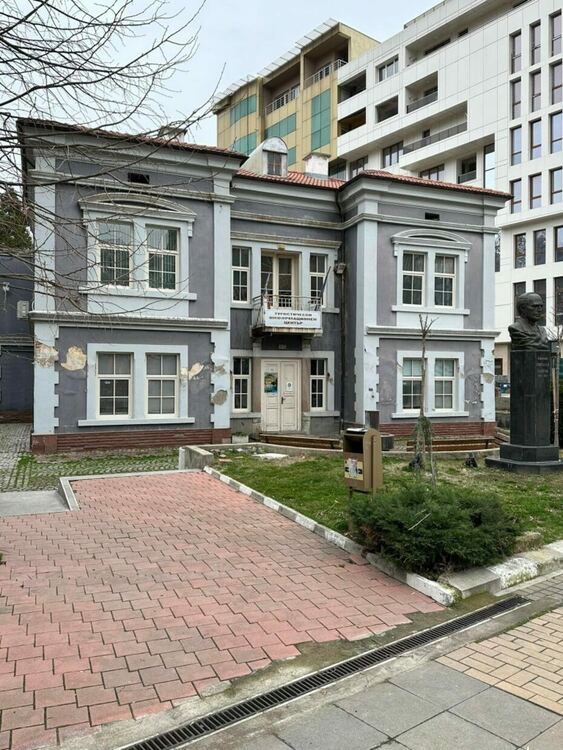 Реновират сградата на "Старата община" в Асеновград