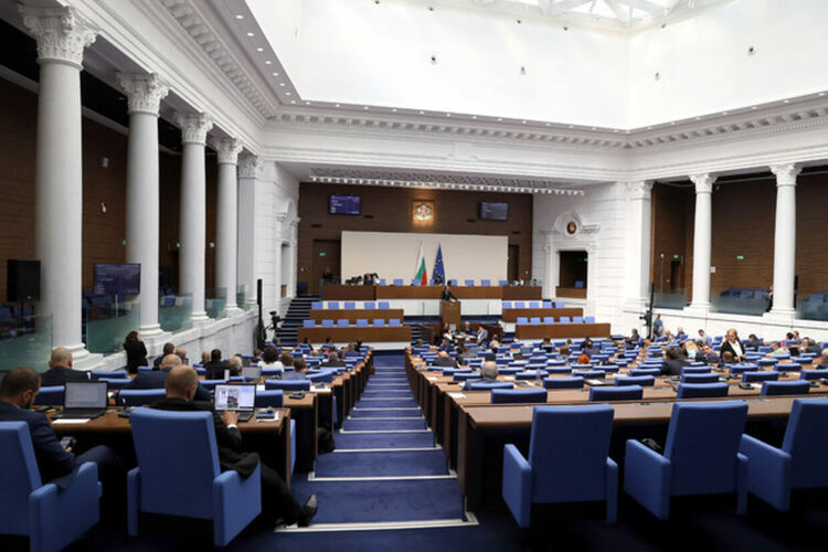 Депутат: Ако не работим един месец, доста хора в българското общество малко си взимат въздух