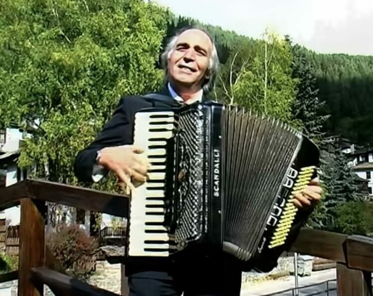 Почина музикантът Димитър Ангелов - Цампи