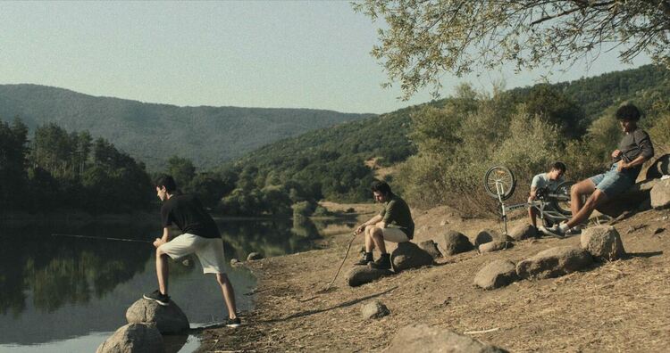 Младежи снимаха игрален филм в село Искра