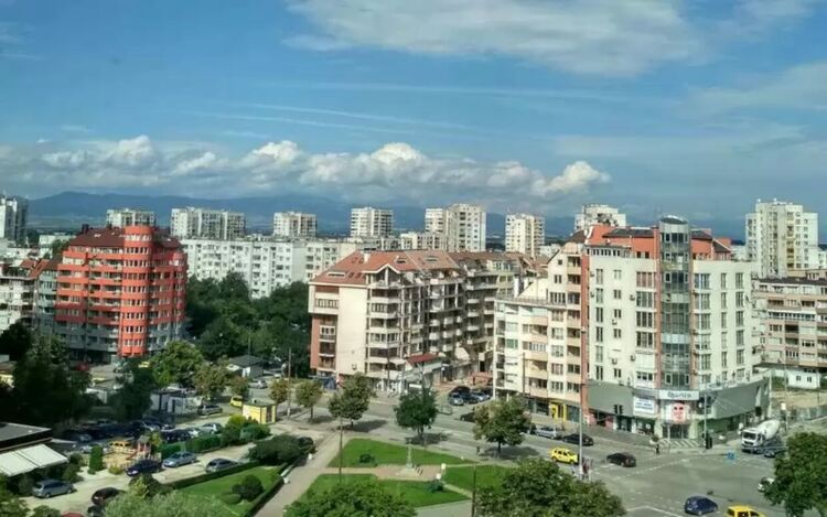 2000 евро за кв.м не стряскат купувачите