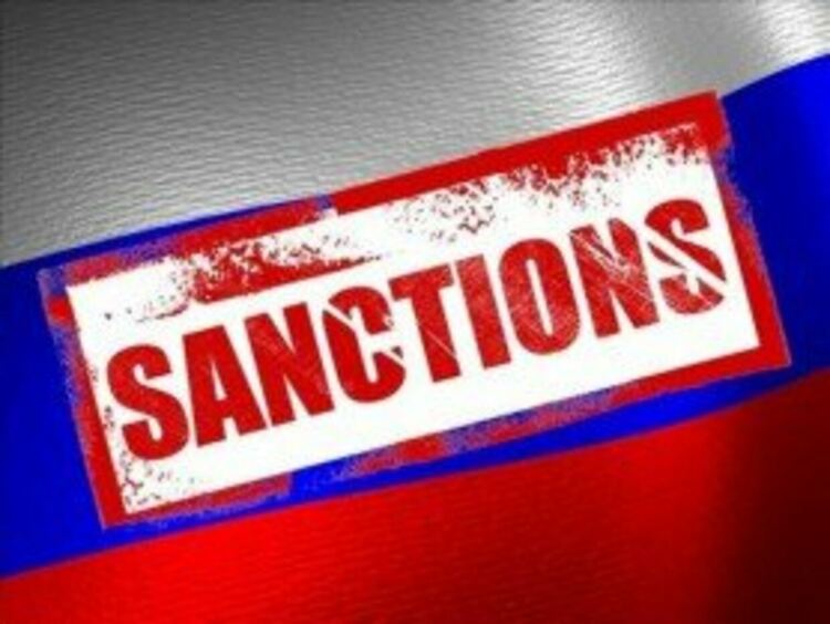ЕС прие 16-и санкционен пакет срещу Русия: Медии, кораби и други