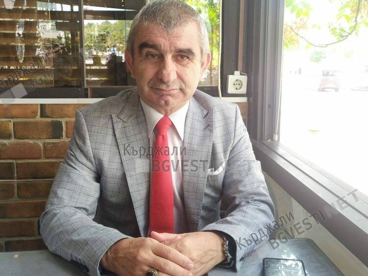 България избра стабилността: Води ли Румен Радев страната към „президентски стил“ управление? 