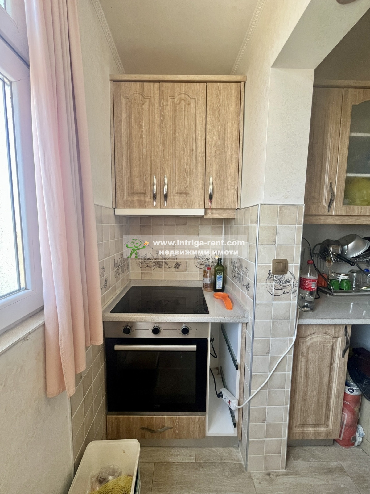 №4115 Двустаен, ремонтиран апартамент за продажба, в саниран блок, в кв. Бадема, Хасково.