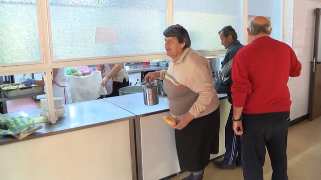 Започва подаването на документи за „Топъл обяд“