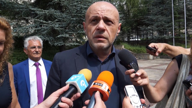 Томислав Дончев в Смолян: Глобата, наложена на НАП, заради хакерската атака ще бъде платена от данъците