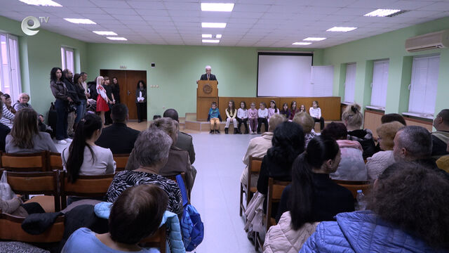 Тракийците от Хасково поздравиха съвременните будители